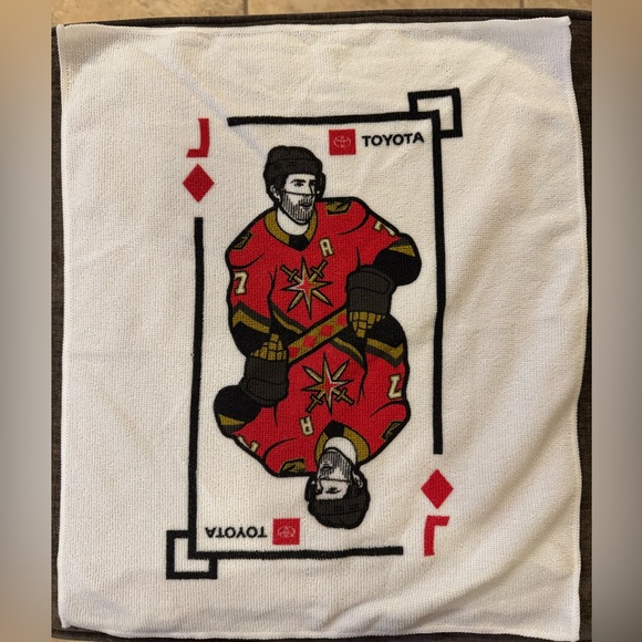 Golden Knights Battle / Rally Towels (Set of 4) - Picture 5 of 5